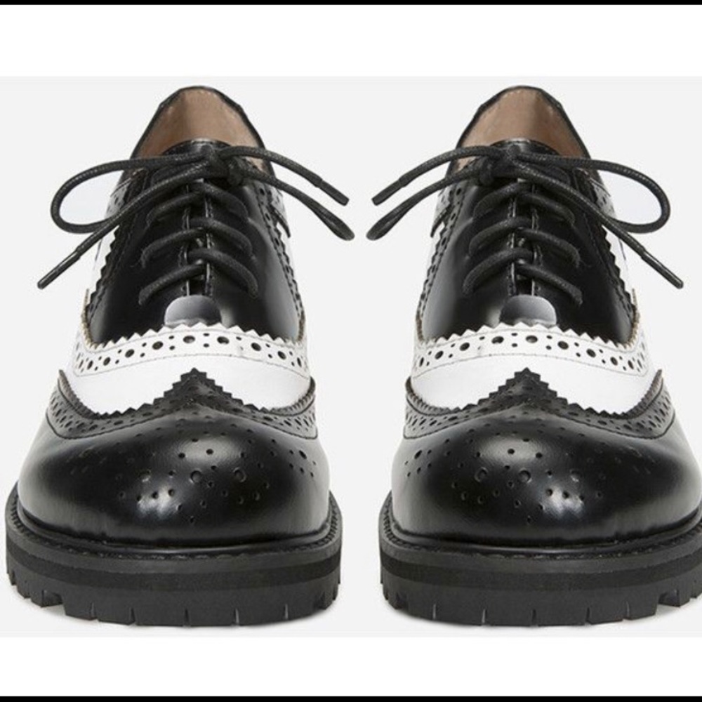 Jeffrey Campbell Carnaby Lace-Up Oxford new